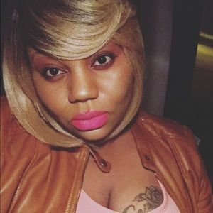 Meet your Posher, Ciera