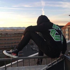 Meet your Posher, Joe