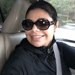 Meet your Posher, Vera