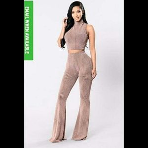 MUST HAVE!! Rose Gold Glitter Set Fashion Nova