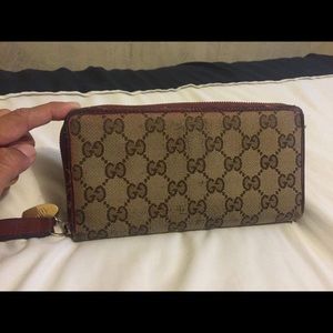 Gucci wallet