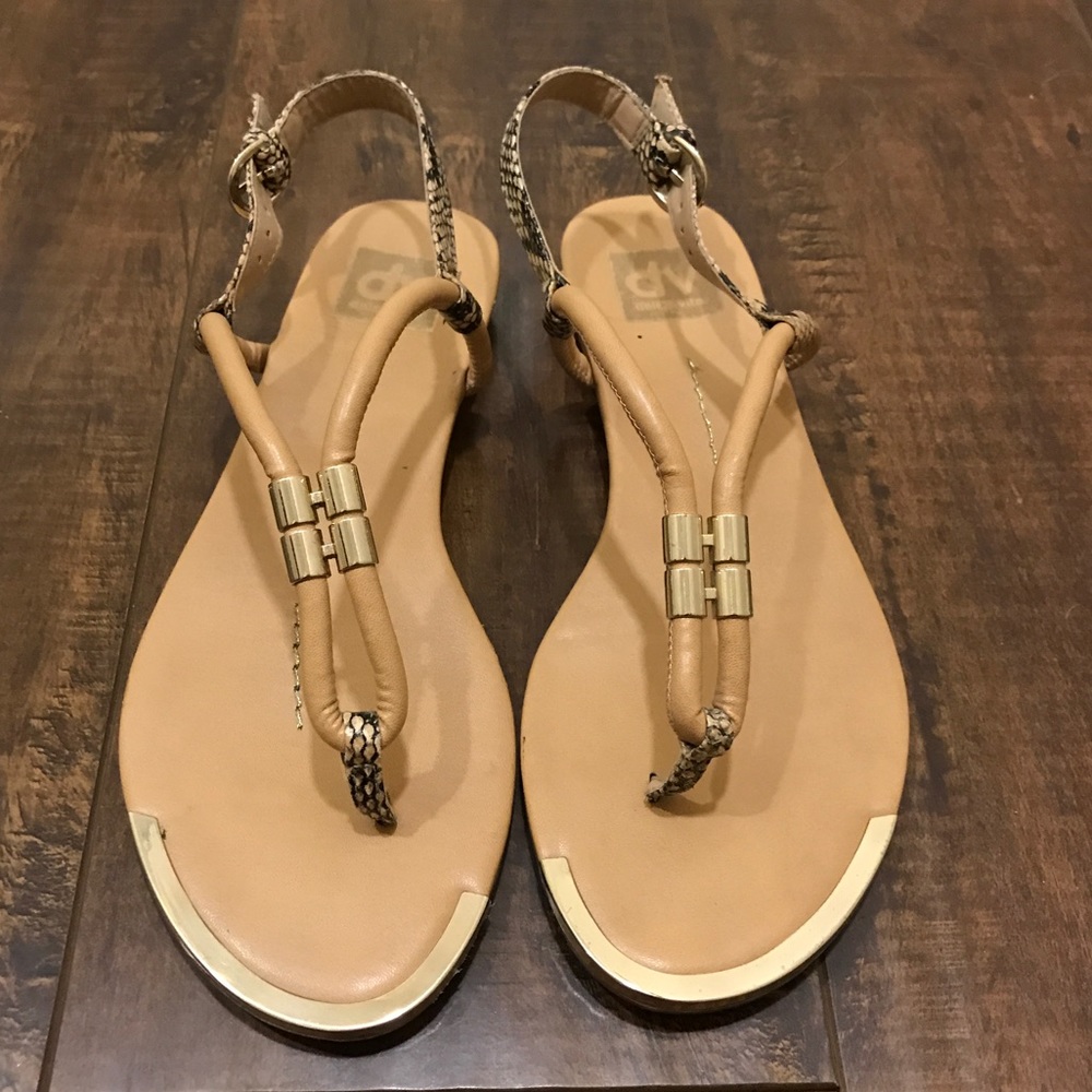 DV by Dolce Vita Ayden T-Strap Sandal Size 7.5