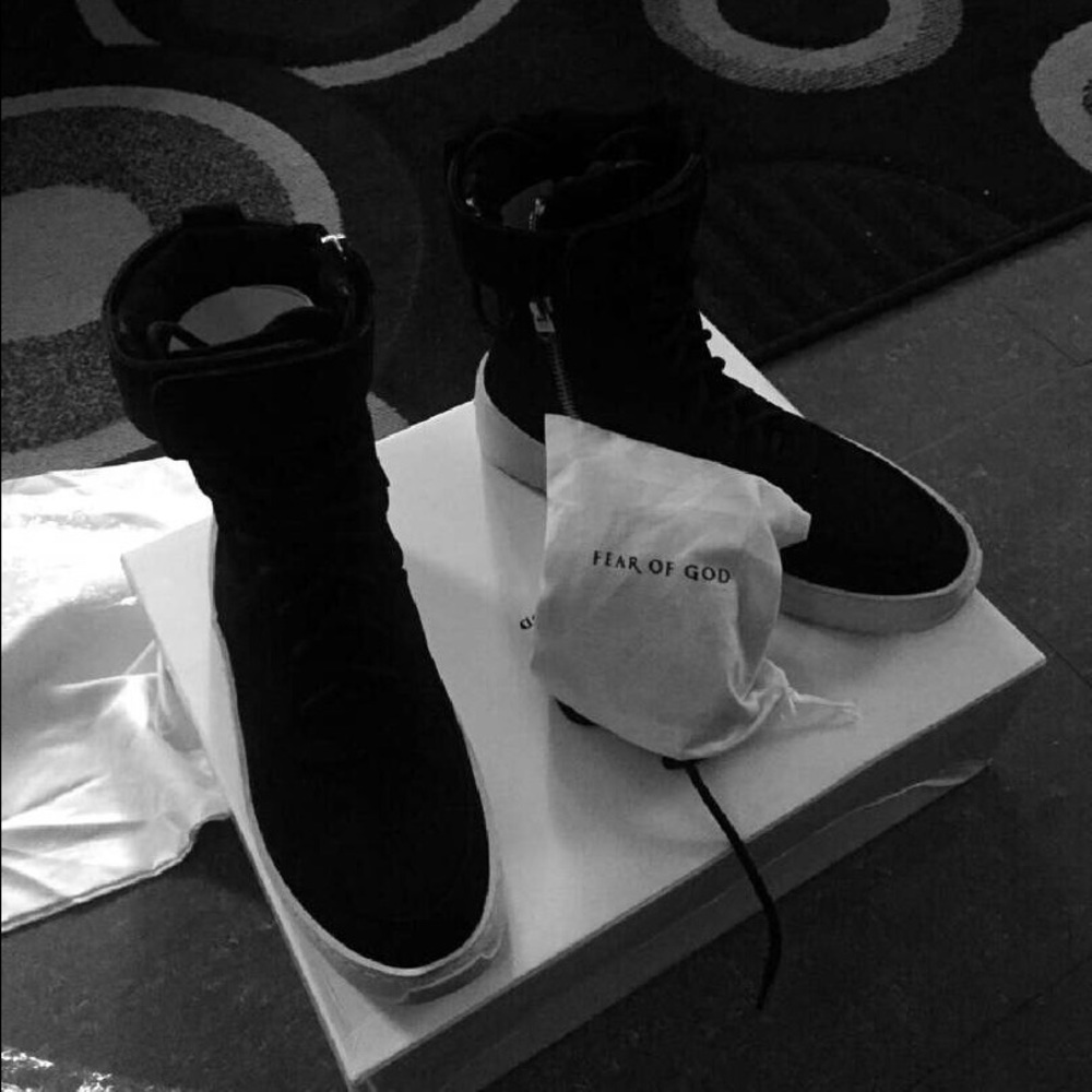 FEAR OF GOD SHOE