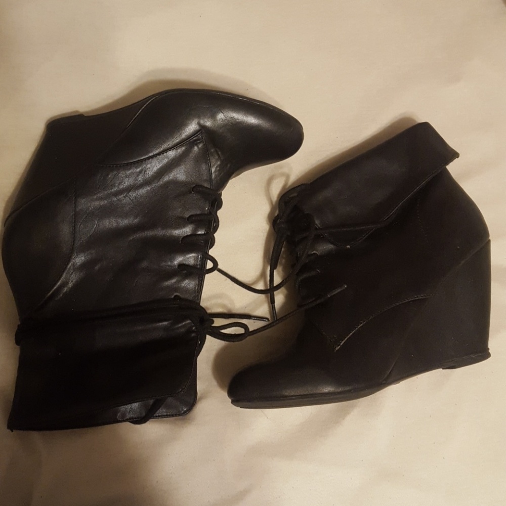 Nine west wedges