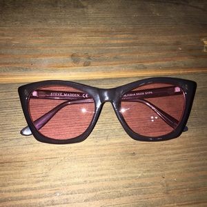 Steve Madden sunglasses