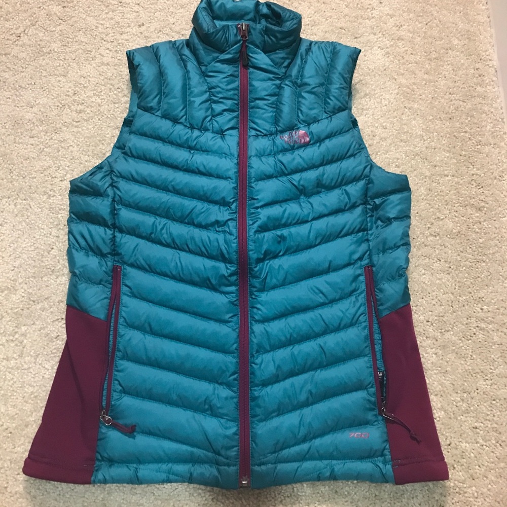 The north Face vest jacket. Medium size