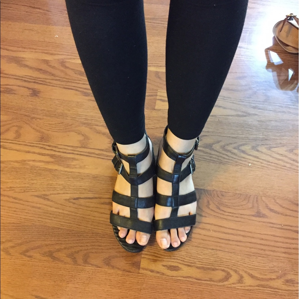 Black Sandal