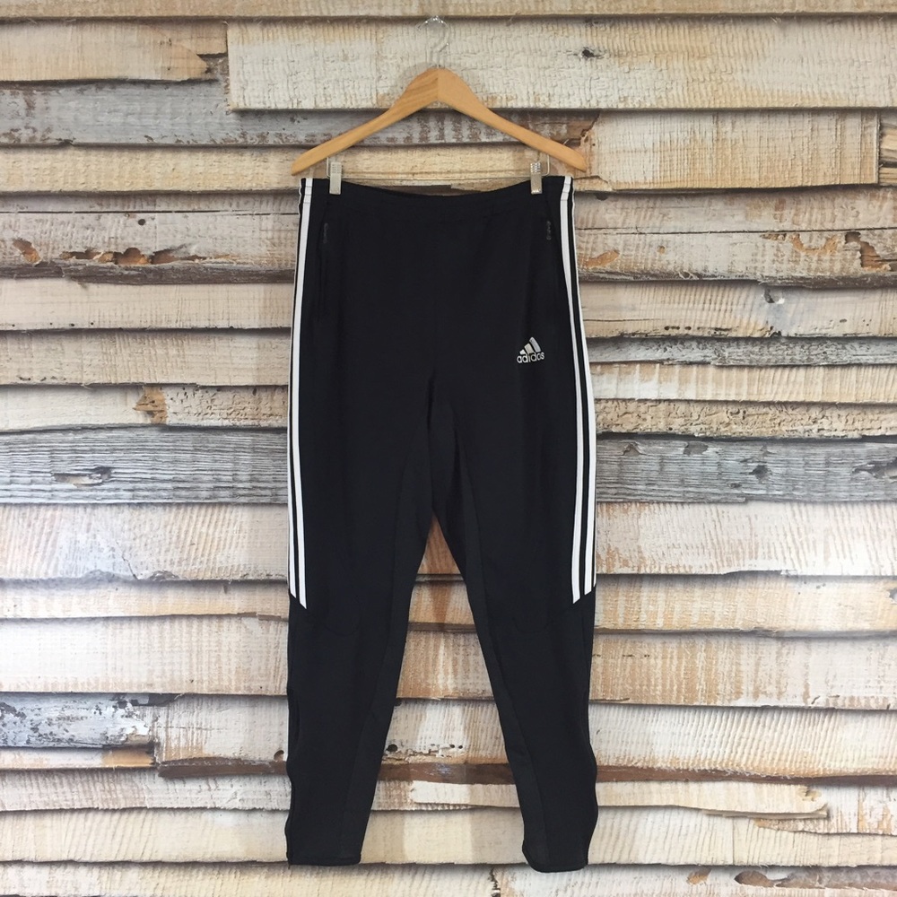 Men's Adidas Soccer/Training Pants. Good Condition