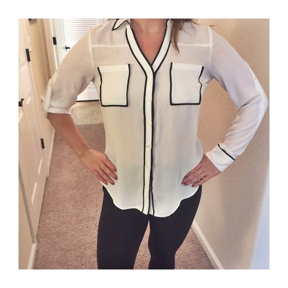 Express Blouse - Picture 2 of 2