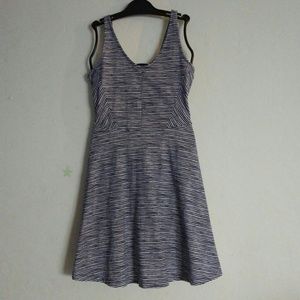 Old Navy blue stripes dress : Box K: