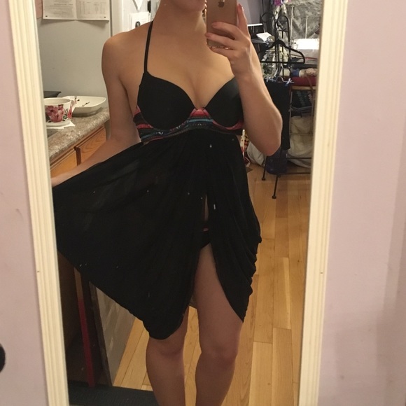 Bathing suit - Picture 1 of 3