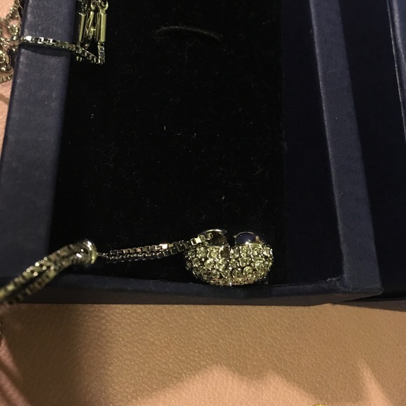 Swarovski necklace - Picture 2 of 3