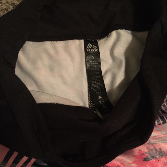 Workout capris RBX size small - Picture 4 of 4