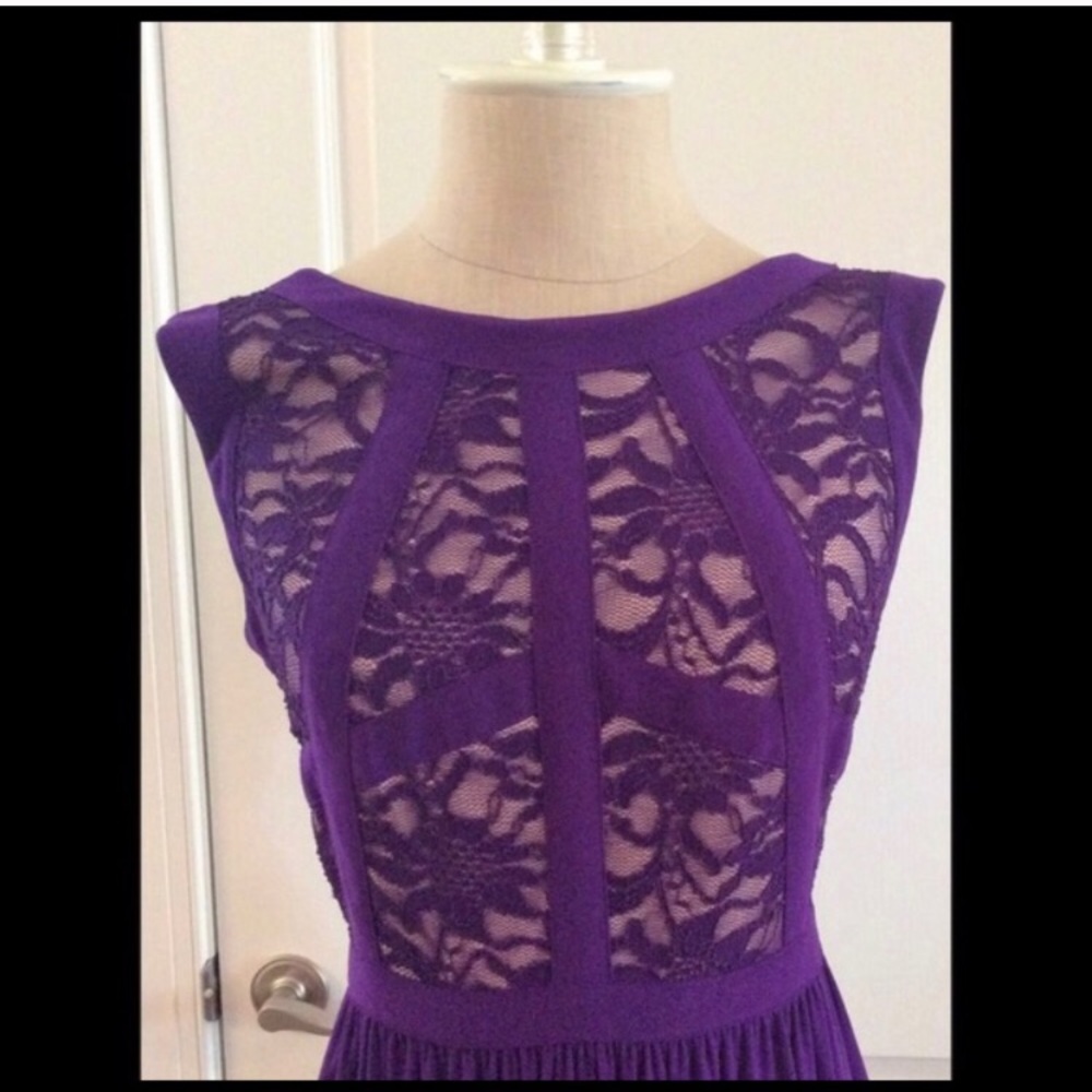 Purple gown - Picture 2 of 2