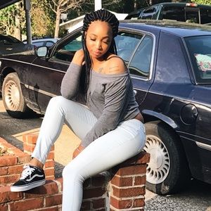 Meet your Posher, Olivia