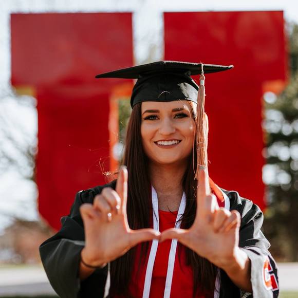 Meet your Posher, Sara - Picture 1 of 1