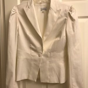 Bebe white Blazer Size10