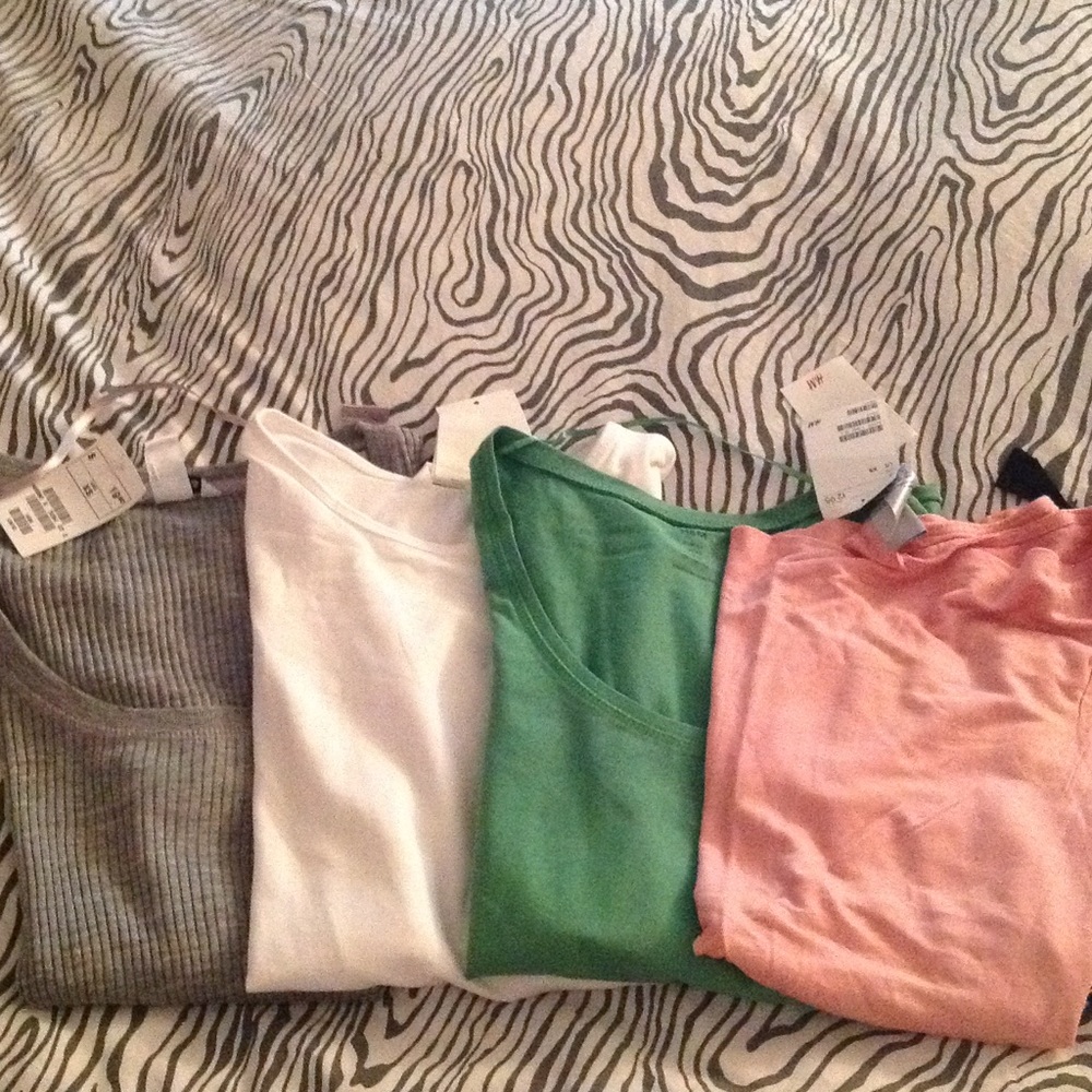 Bundle of 4 H&M shirts with tags