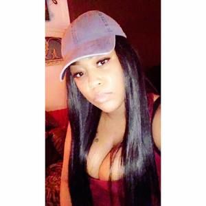 Meet your Posher, Dee