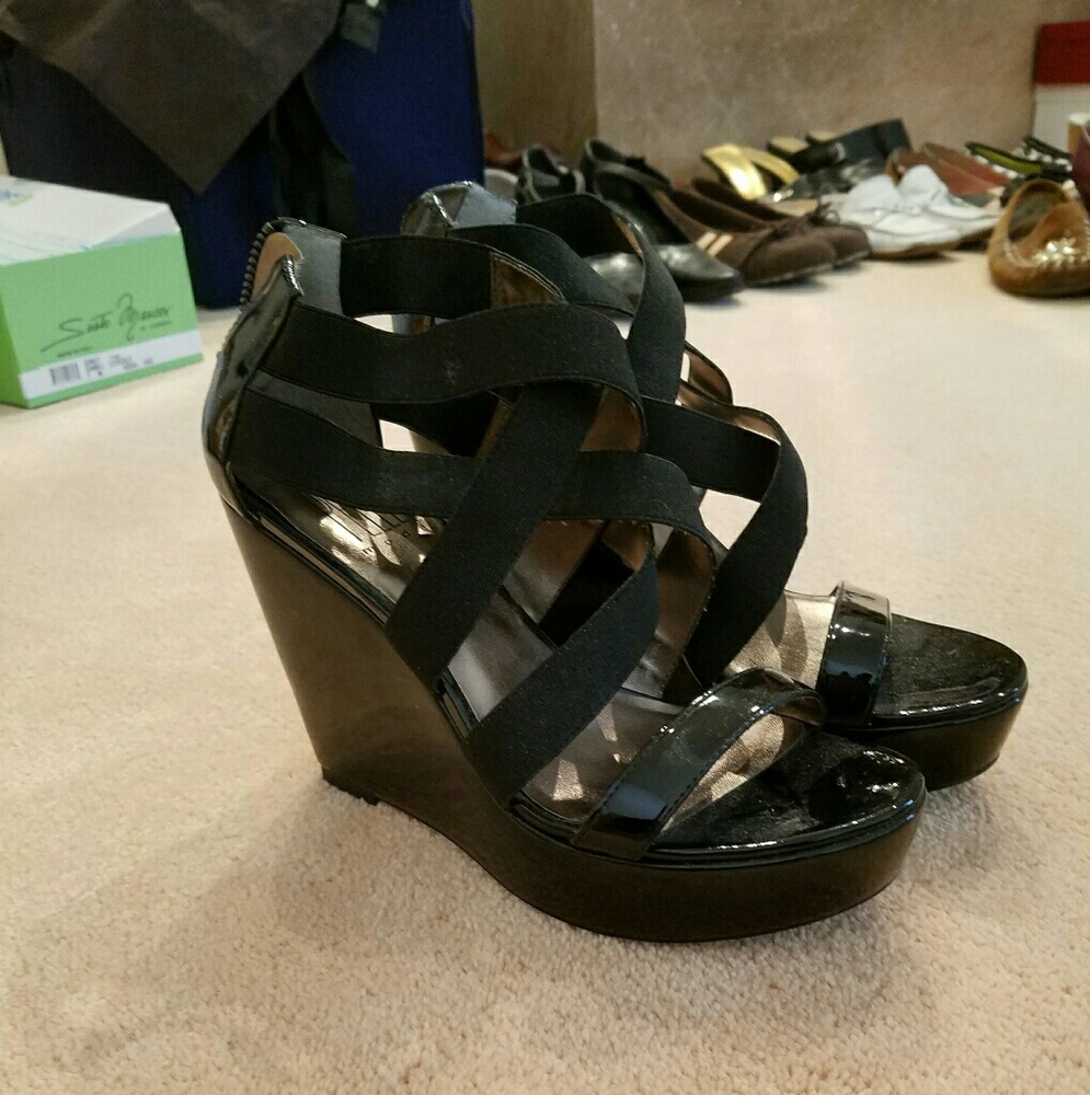 Pelle Moda Platform Wedge Heel