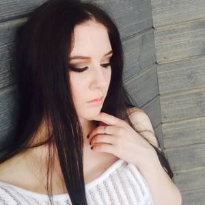 Meet your Posher, Stacy