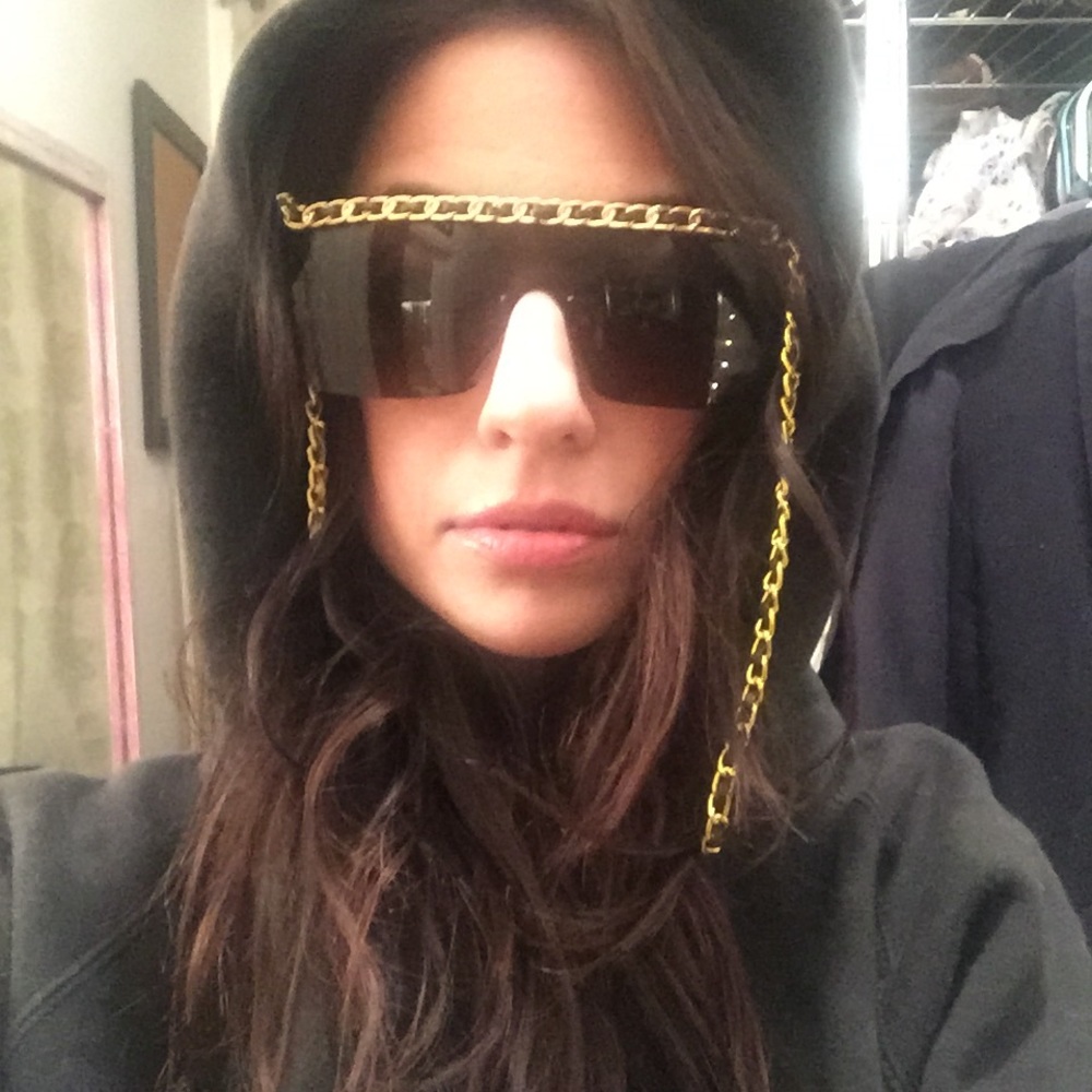 Meet your Posher, Raina