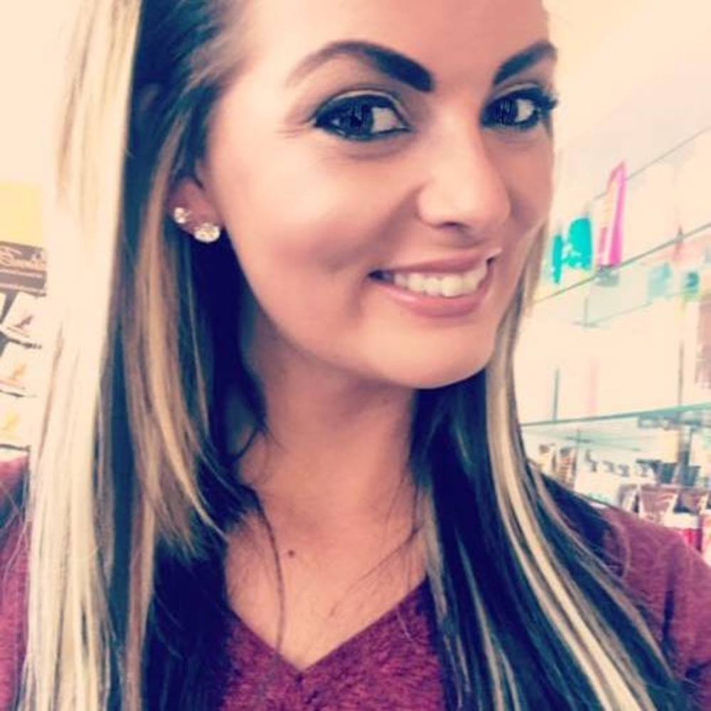 Meet your Posher, Alexandra