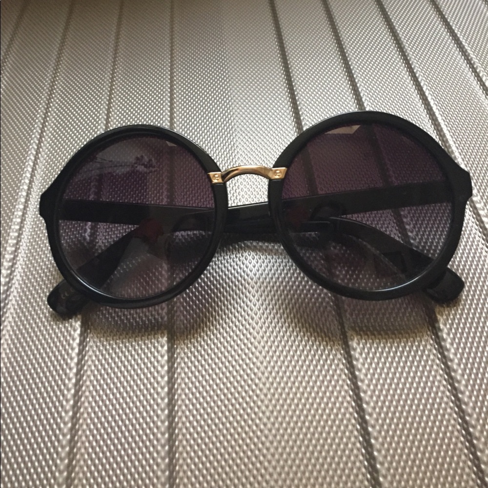 FREE PEOPLE SUNNIES