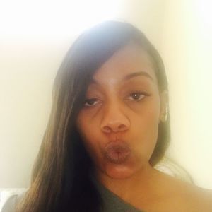 Meet your Posher, Rena