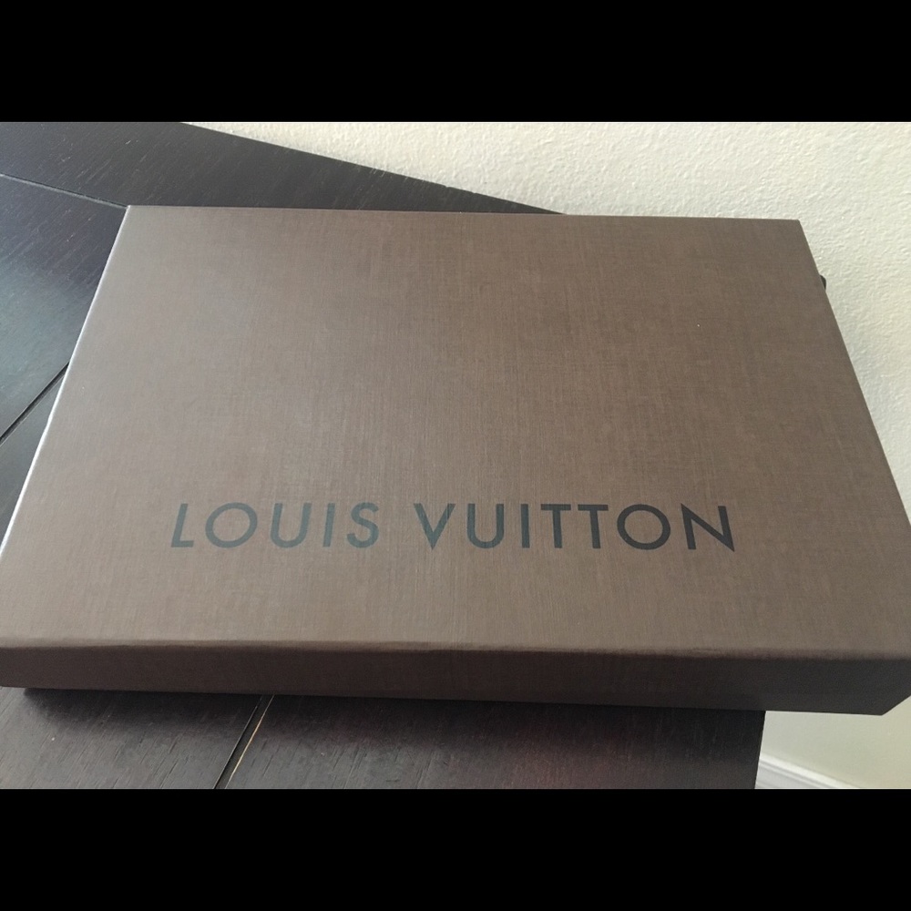 Box for LV favorite PM