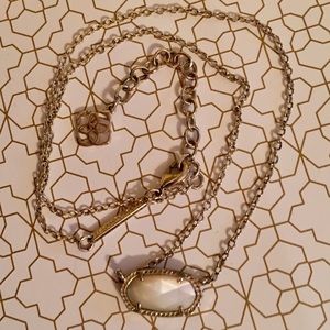 SOLD! Kendra Scott Elisa Pearl Necklace