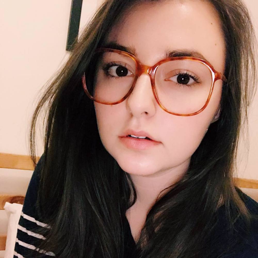 Meet your Posher, Maddie