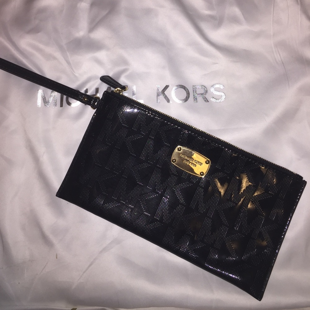 MICHAEL KORS Large Wristlet