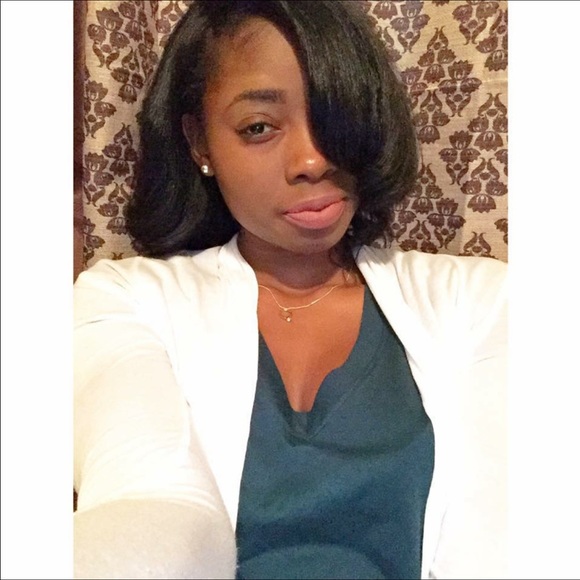 Meet your Posher, Santavia - Picture 1 of 1