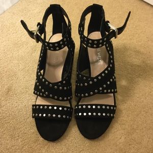 Black chunky heel sandals!!!!