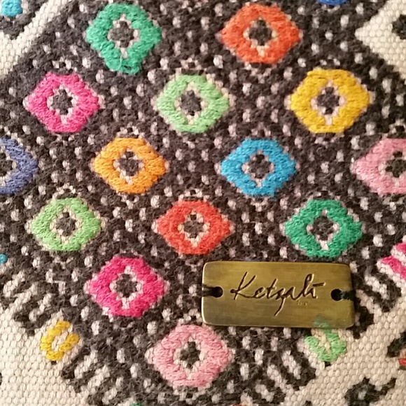 Ketzali XL Grande Pouch - Picture 2 of 2