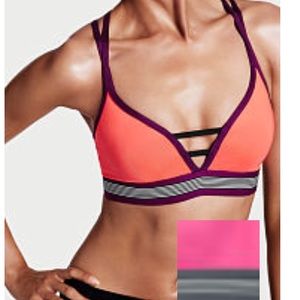Victoria's Secret strappy plunge sports bra XS