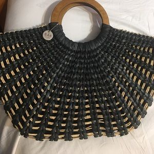 Black Straw Sak Purse