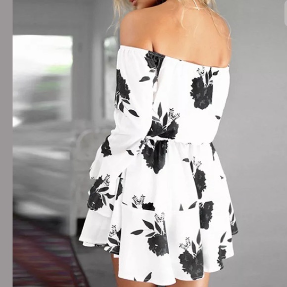 🎀sale🎀last one Off the shoulder floral dress - Picture 2 of 5