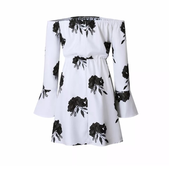 🎀sale🎀last one Off the shoulder floral dress - Picture 3 of 5