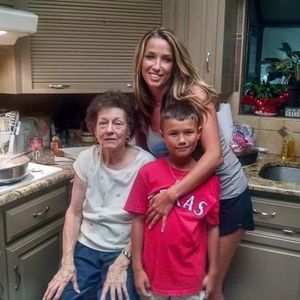 Meet your Posher, Ashleigh