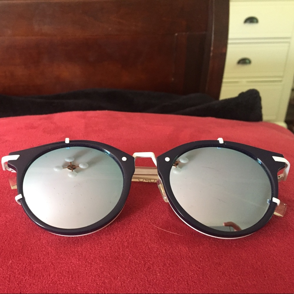 Silver Reflective Sunglasses