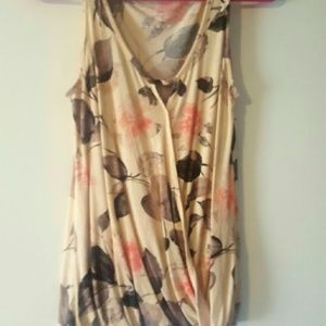 New York and Co tank