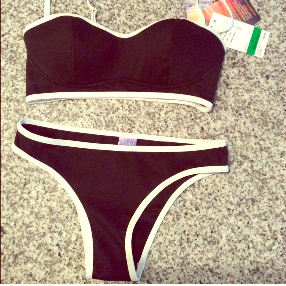 Triangle type NWT bikini