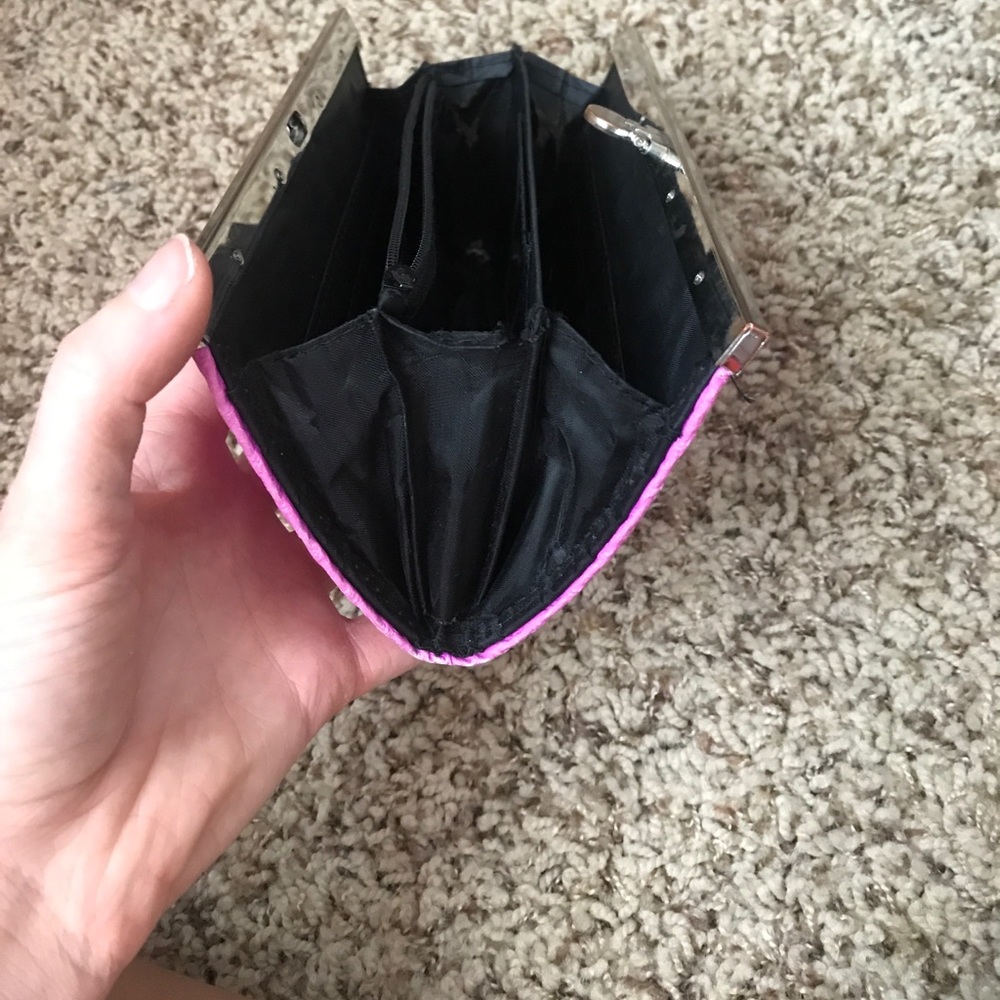 Wallet - Picture 4 of 4