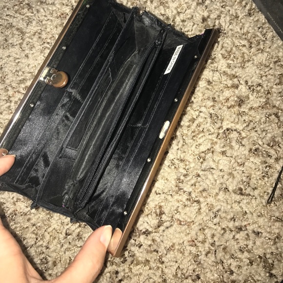 Wallet - Picture 2 of 4