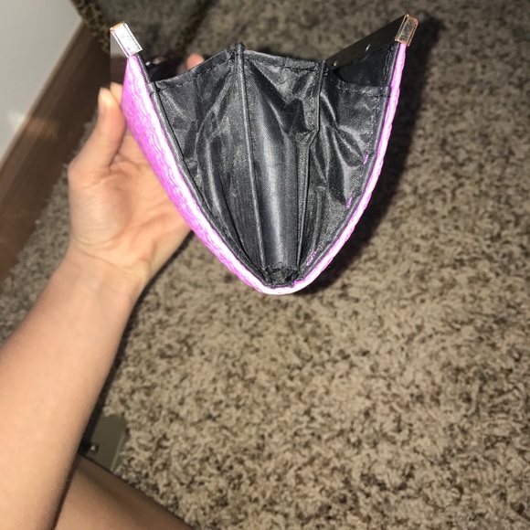 Wallet - Picture 3 of 4