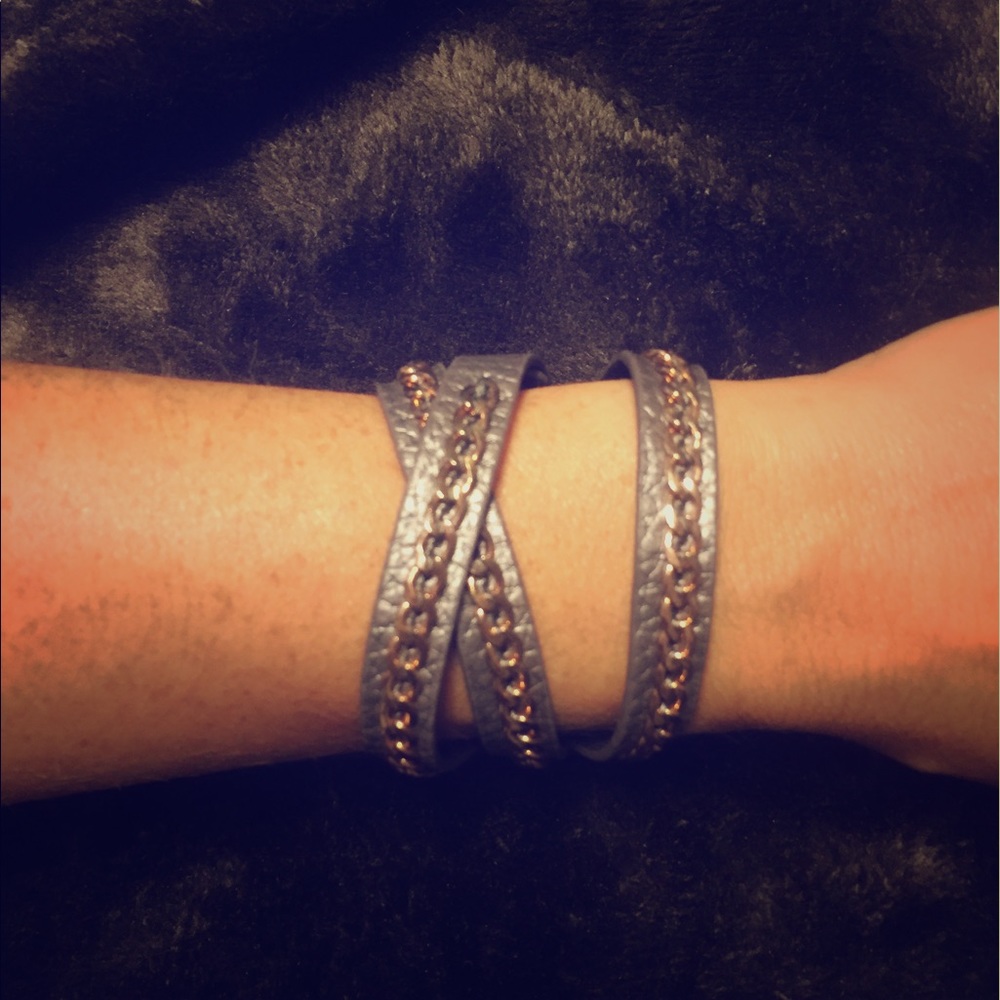 Guang Tong wrap bracelet