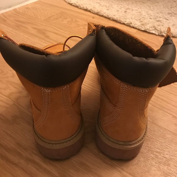 Timberlands - Picture 4 of 4