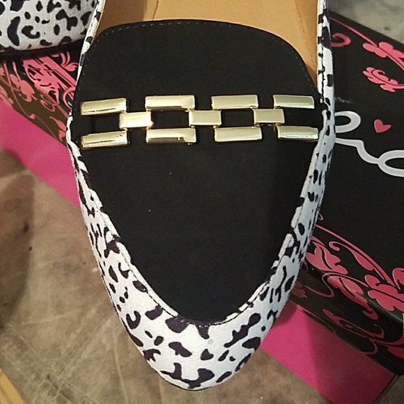 Loafers - Picture 2 of 5